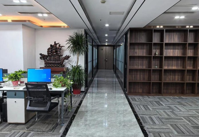 杉木皮加工精度提升：先进数控设备与刀具技术应用